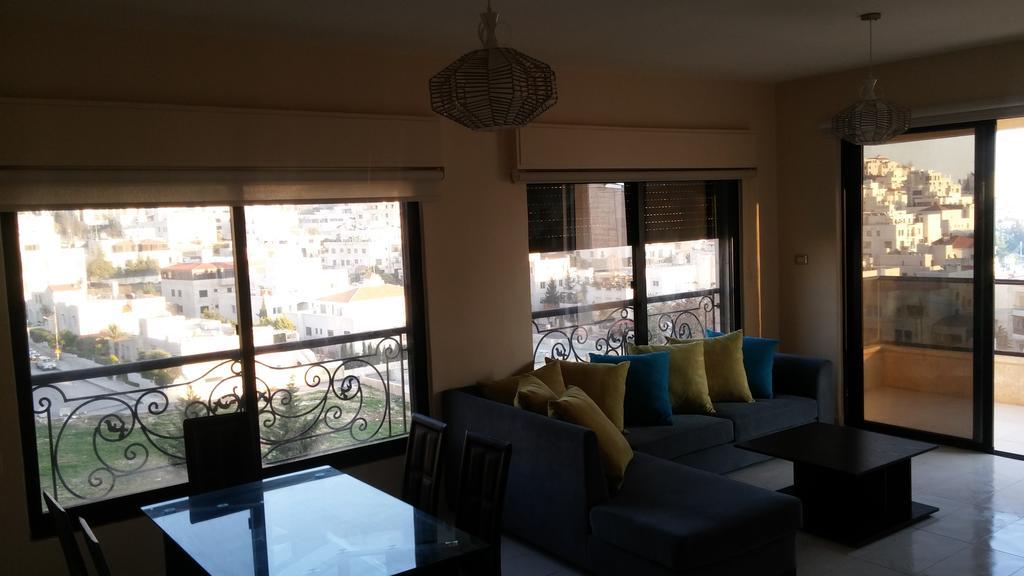 Cozy Dair Ghbar apartment Amman Zewnętrze zdjęcie