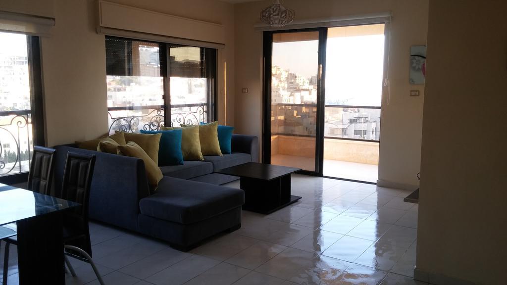 Cozy Dair Ghbar apartment Amman Zewnętrze zdjęcie