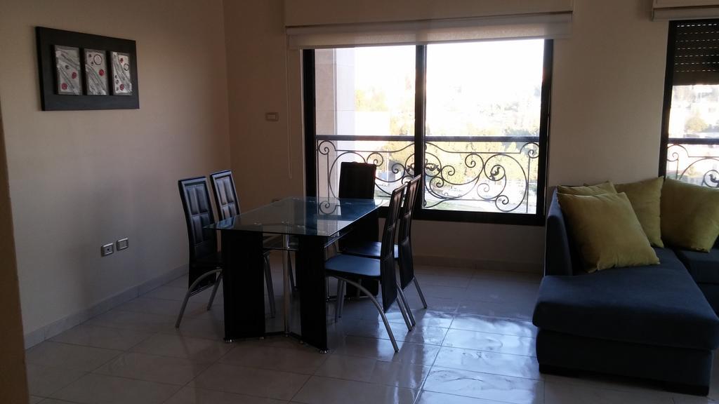 Cozy Dair Ghbar apartment Amman Zewnętrze zdjęcie