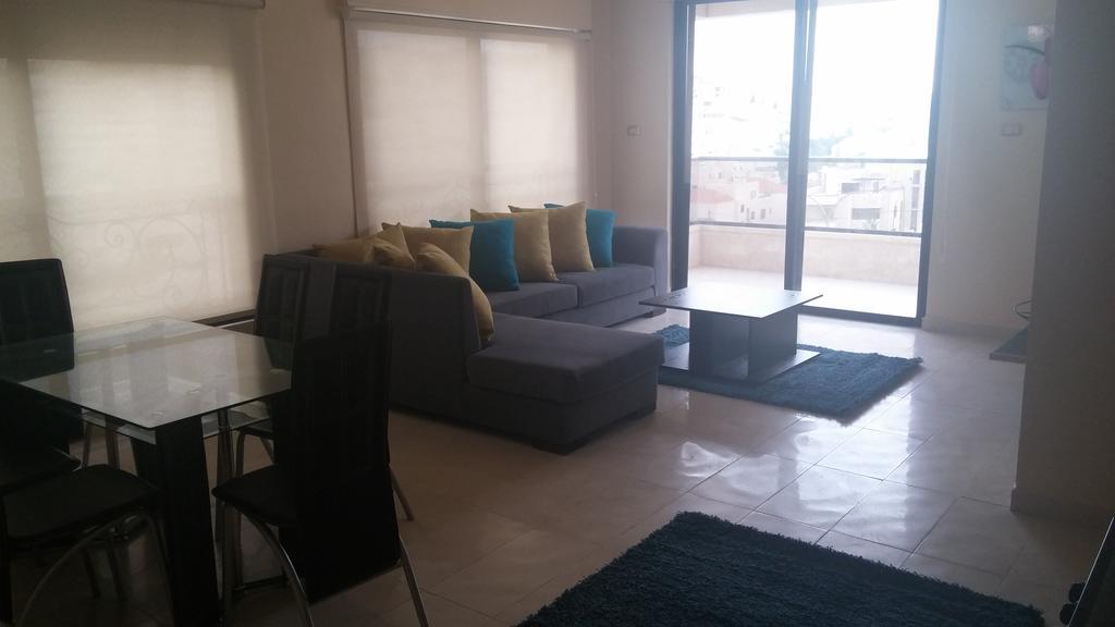 Cozy Dair Ghbar apartment Amman Zewnętrze zdjęcie