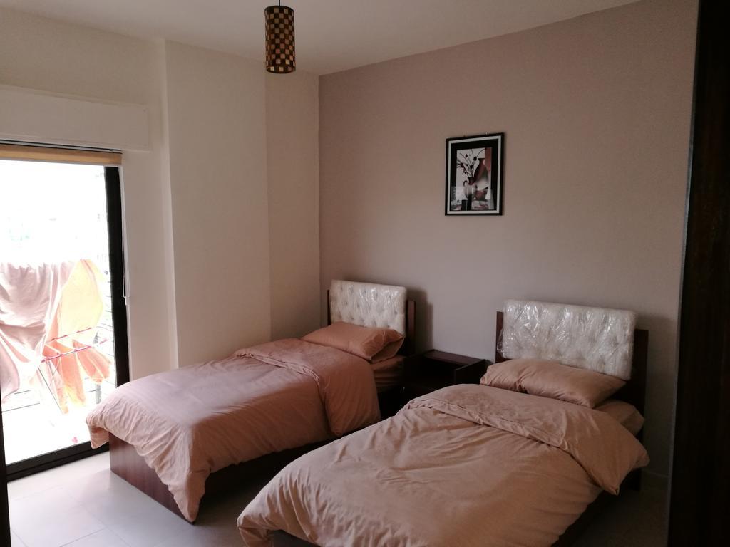 Cozy Dair Ghbar apartment Amman Zewnętrze zdjęcie